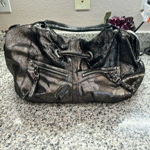 ❌SOLD❌ B Makowsky metallic pewter snake skin shoulder bag